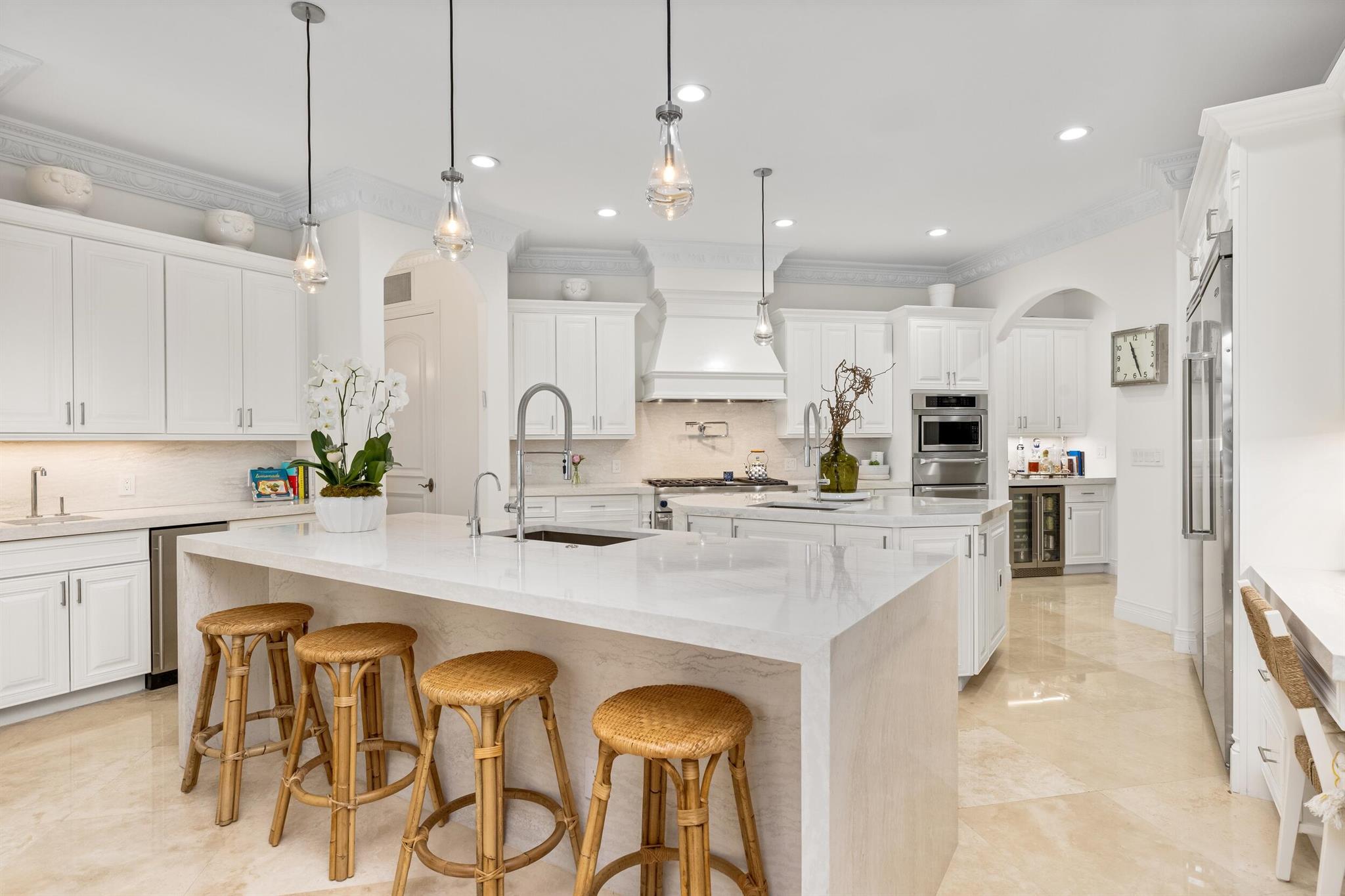 LAKE ROGERS ISLE - Residential