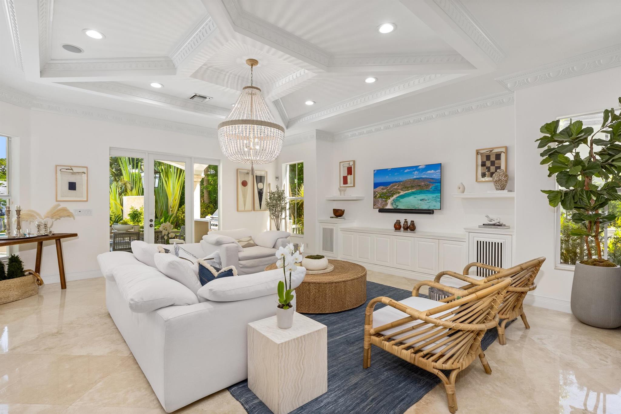 LAKE ROGERS ISLE - Residential