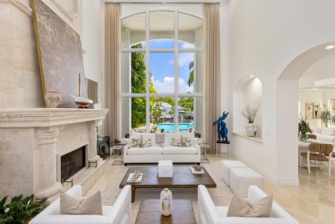 LAKE ROGERS ISLE - Residential