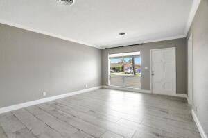 TARA HEIGHTS ESTATES - Residential Income