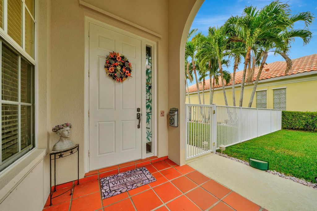 Photo of 4646 Hammock Circle, Delray Beach, FL 33445 (MLS # R10947510)