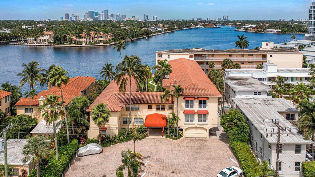 Photo of 341 N Birch Road #204, Fort Lauderdale, FL 33304 (MLS # F10539308)