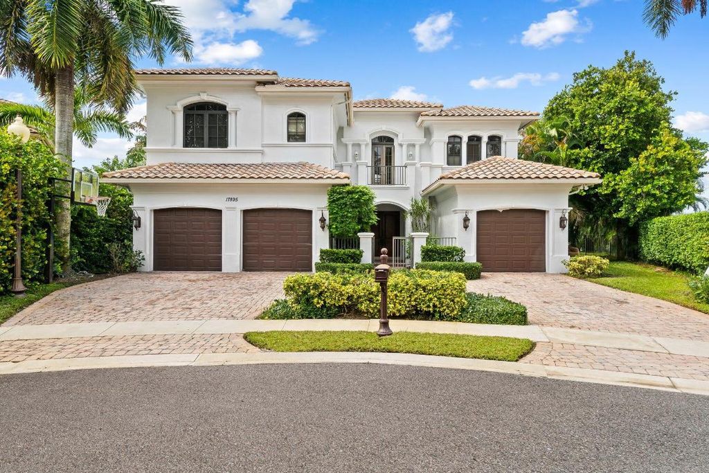Photo of 17895 Cadena Drive, Boca Raton, FL 33496 (MLS # R10943027)