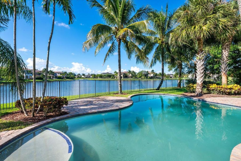 Photo of 17895 Cadena Drive, Boca Raton, FL 33496 (MLS # R10943027)