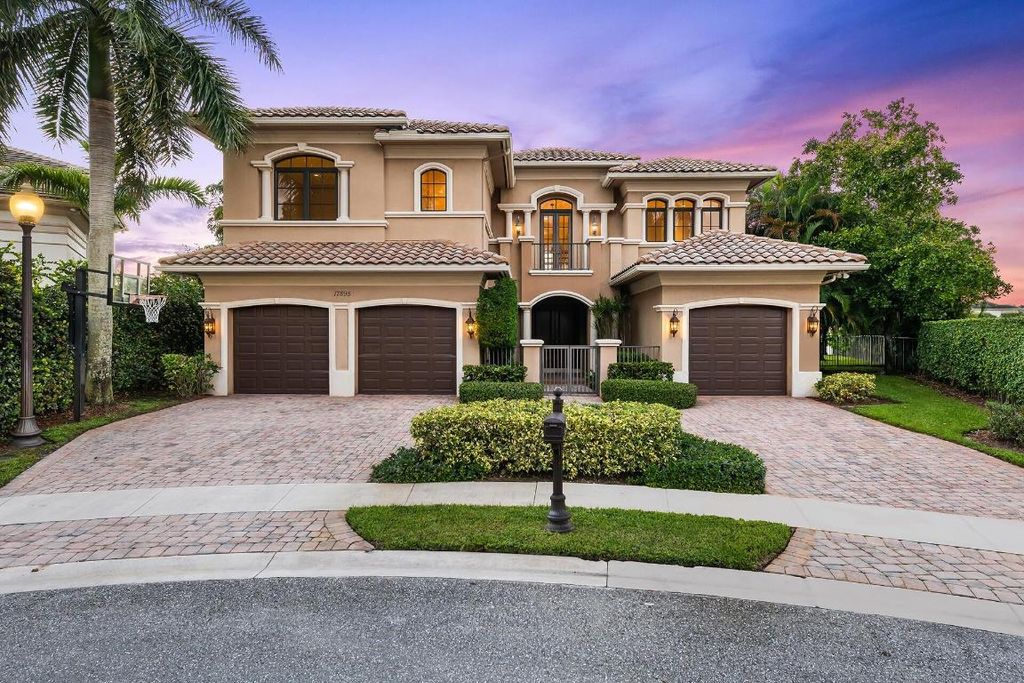 Photo of 17895 Cadena Drive, Boca Raton, FL 33496 (MLS # R10943027)