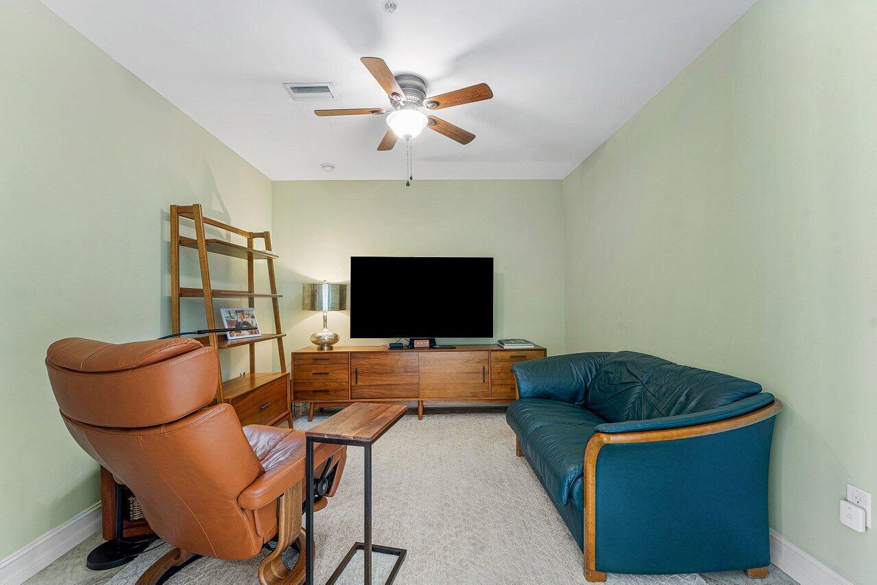 801 S Olive Avenue 1506