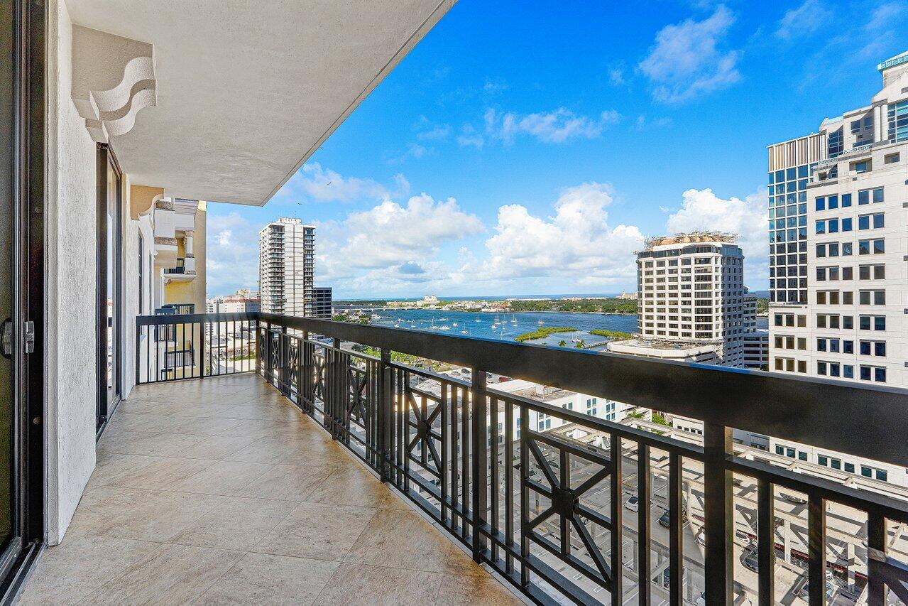 801 S Olive Avenue 1506