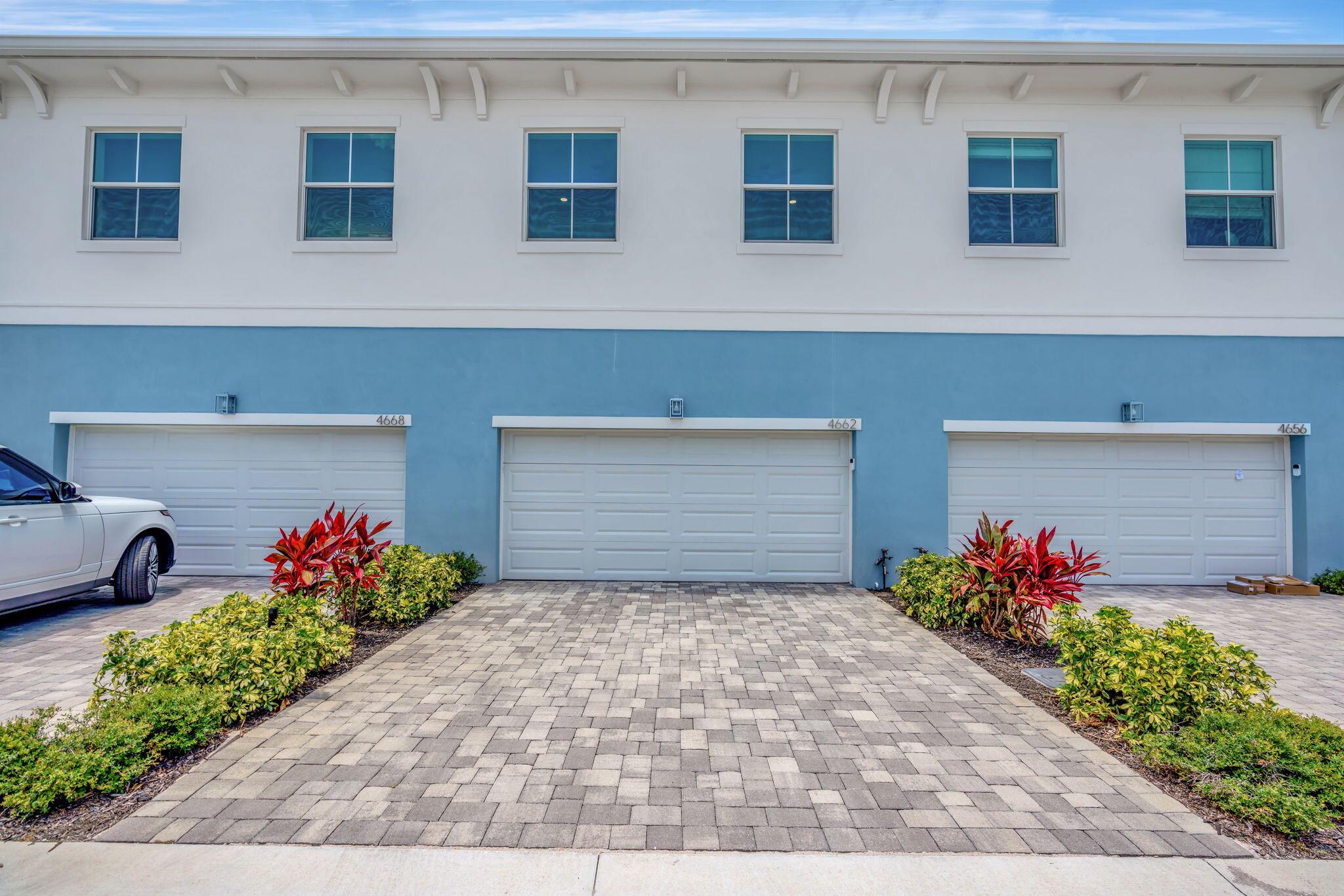 Manatee Isles - Residential Lease