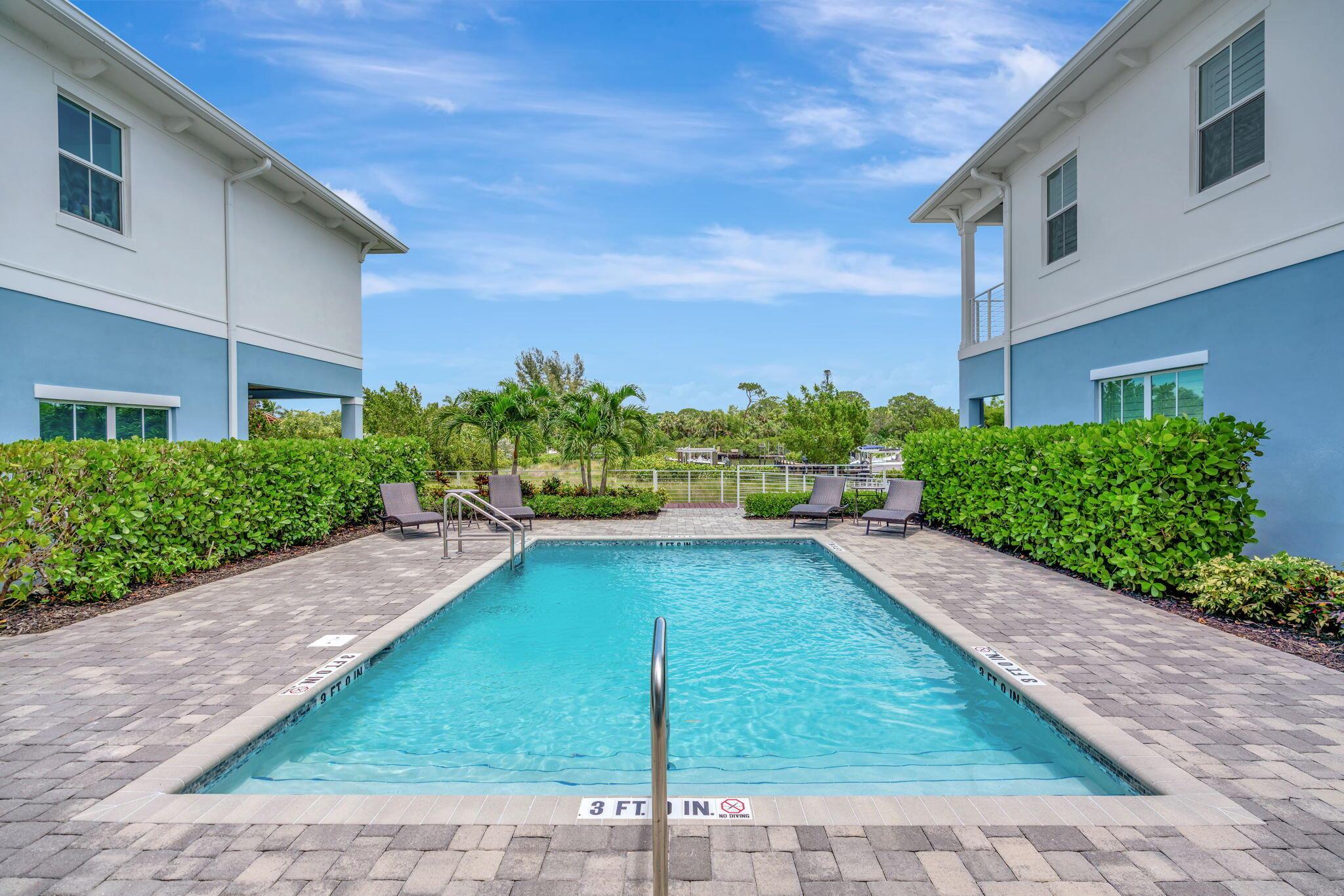 Manatee Isles - Residential Lease