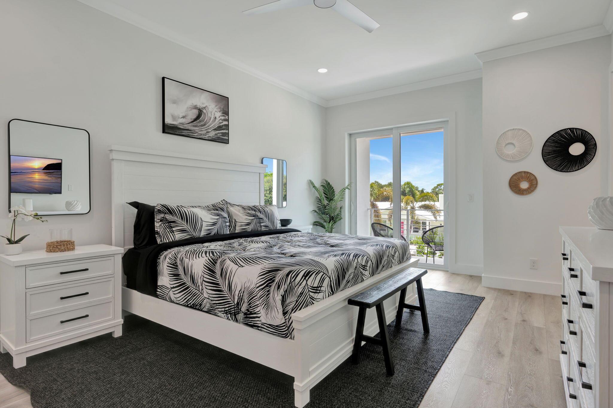 Manatee Isles - Residential Lease