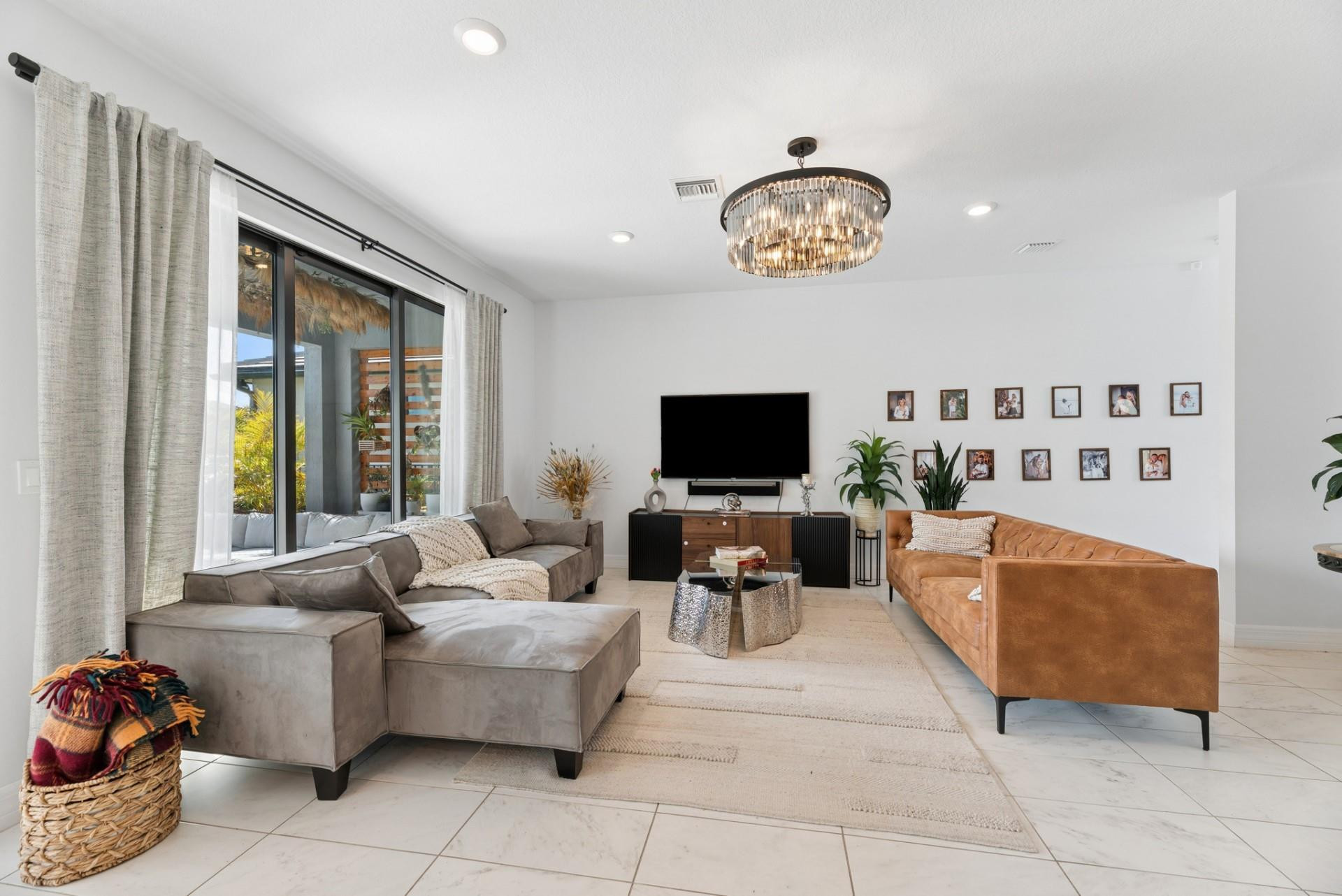 Oak Tree Prop Redev - Residential