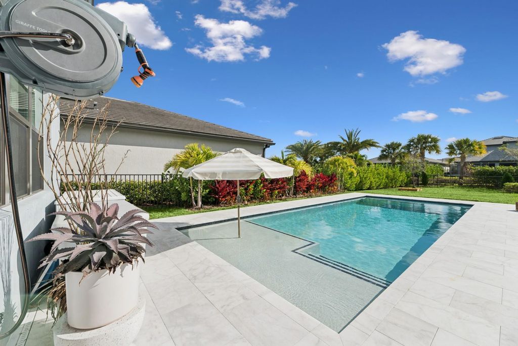 Photo of 4482 Silverwood Lane, Fort Lauderdale, FL 33309 (MLS # F10556633)