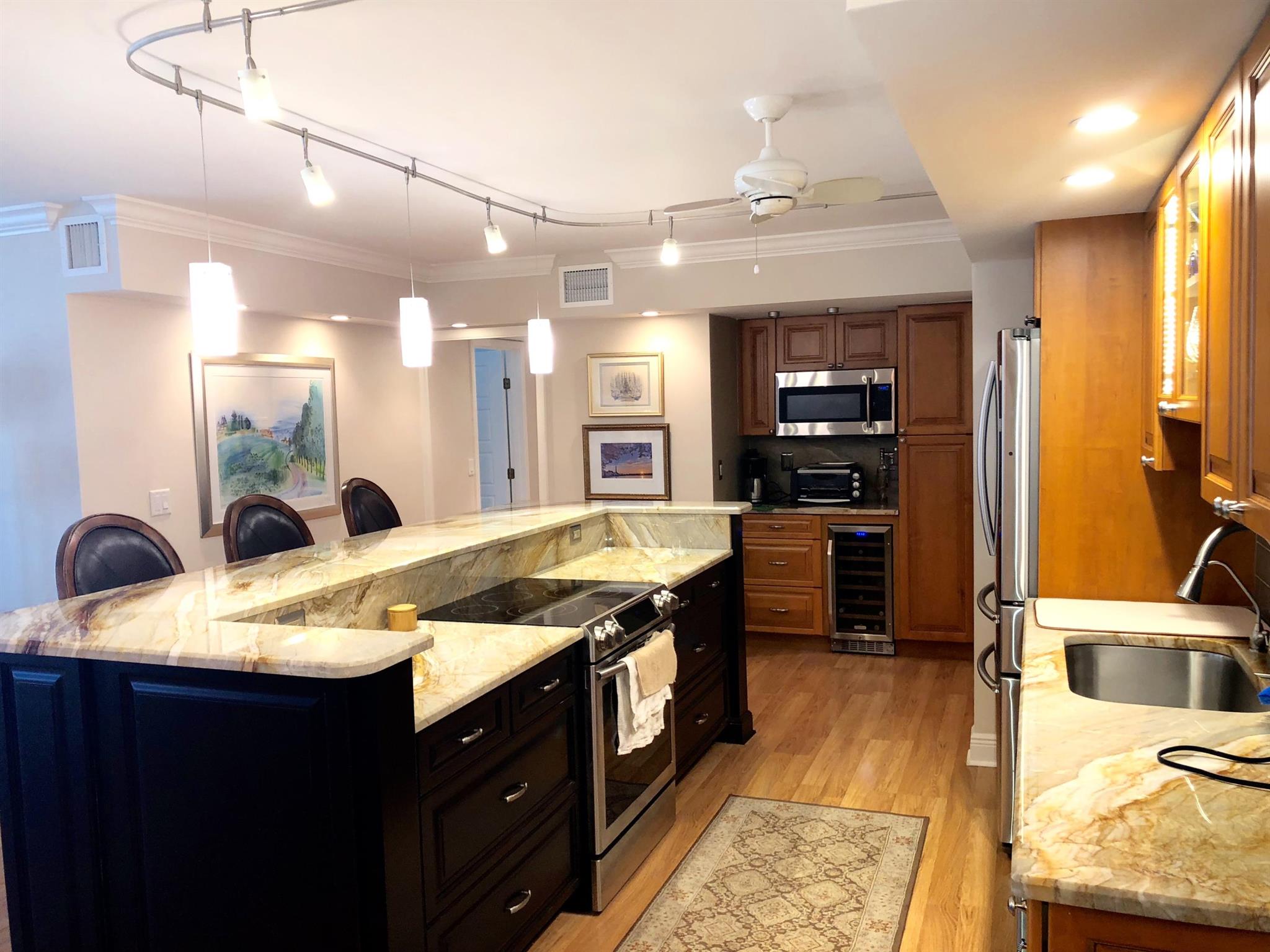 AQUARIUS CONDO - Residential Lease