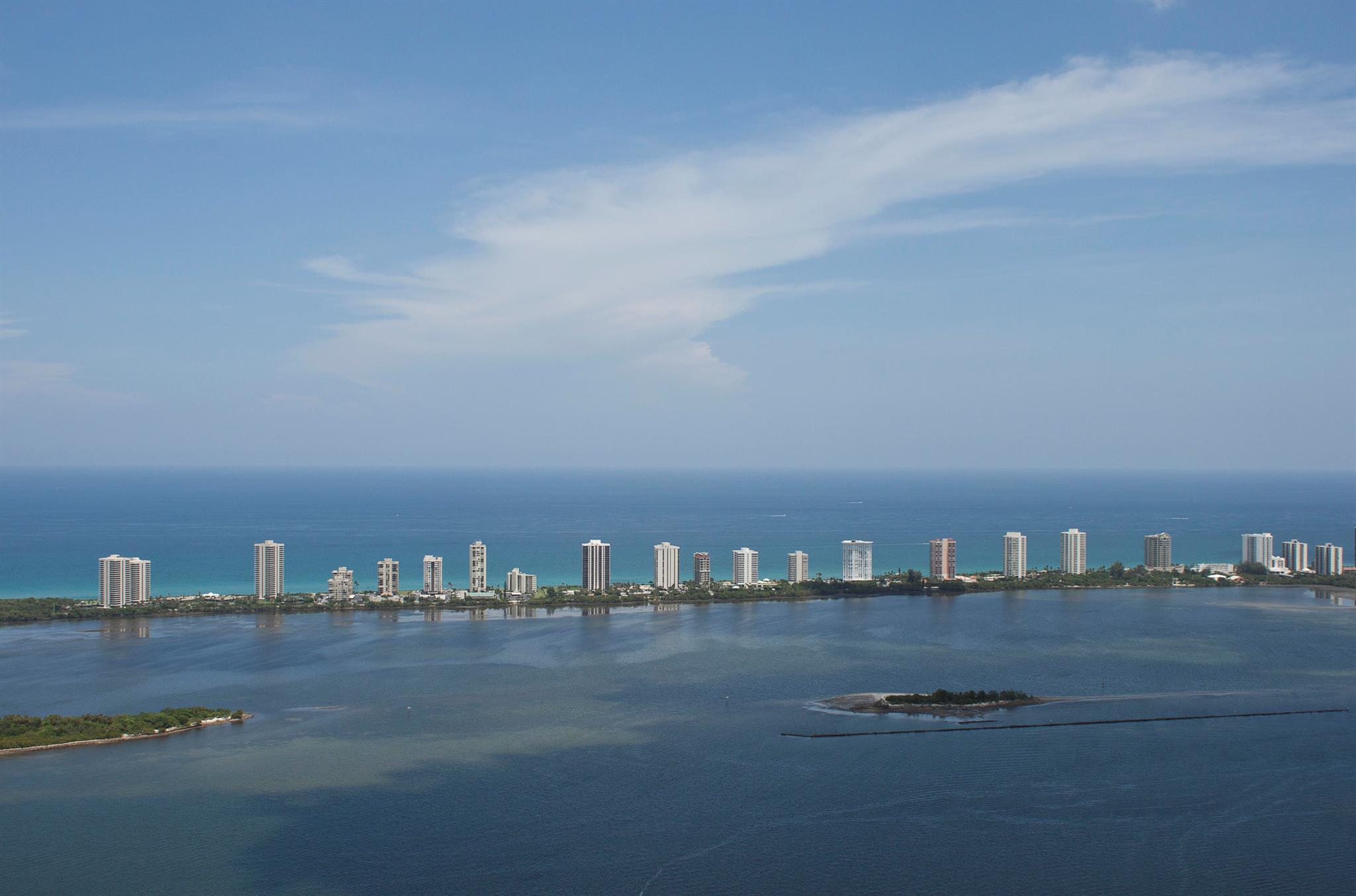 AQUARIUS CONDO - Residential Lease