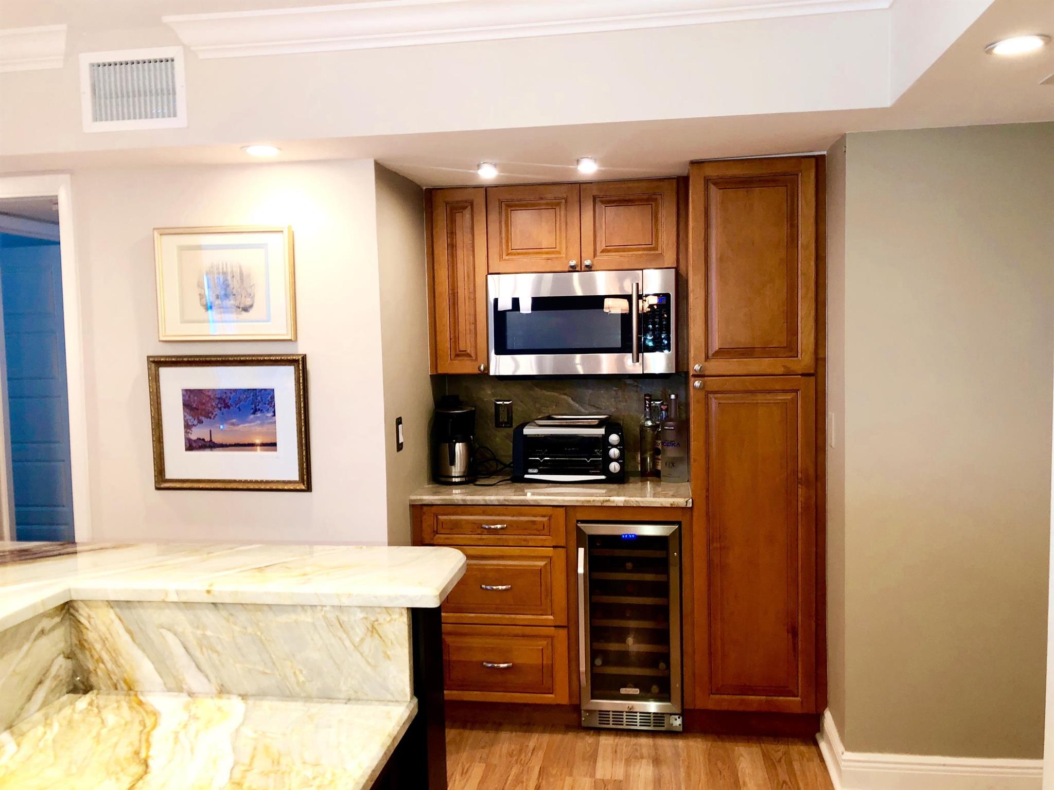 AQUARIUS CONDO - Residential Lease