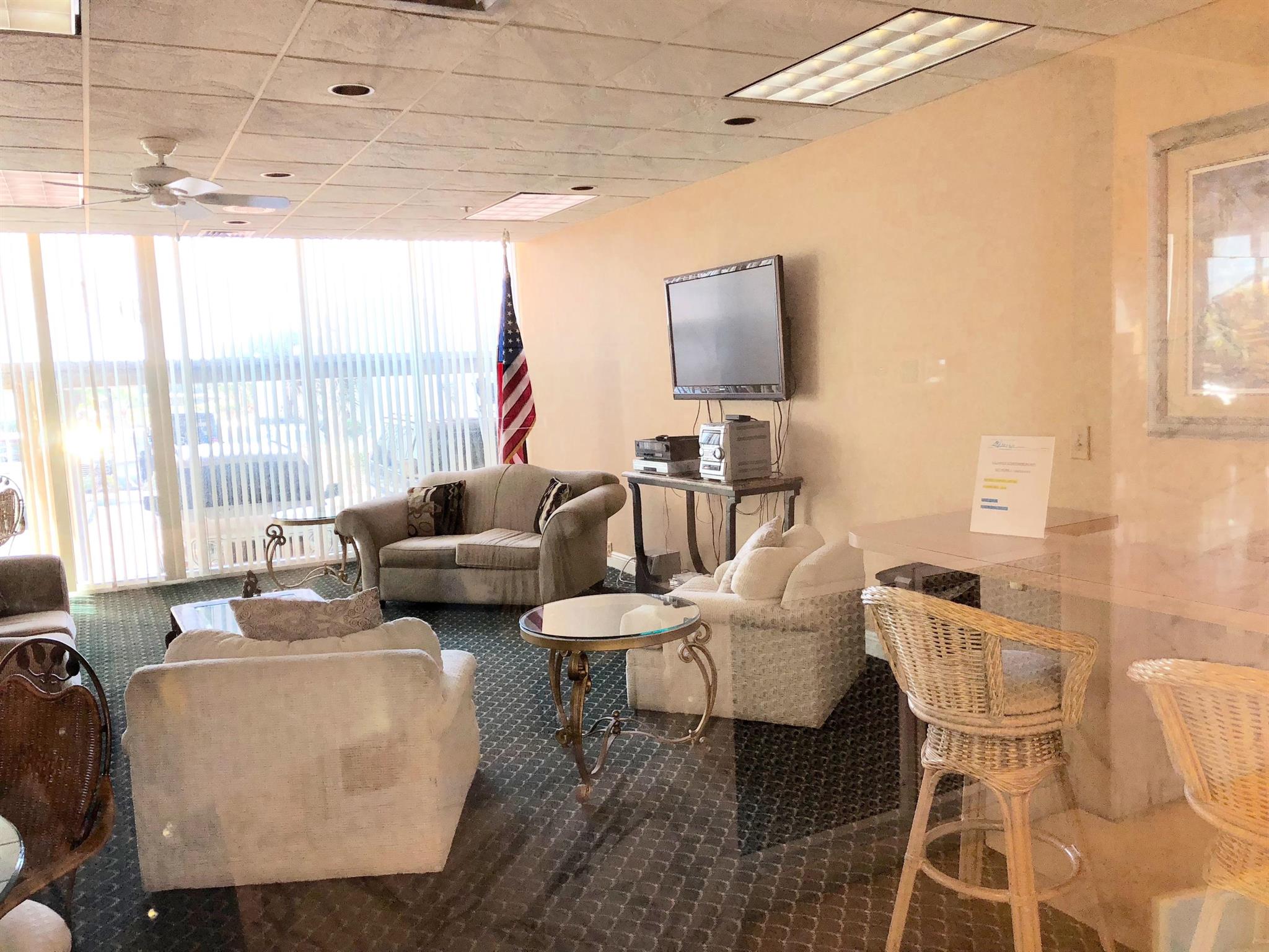 AQUARIUS CONDO - Residential Lease