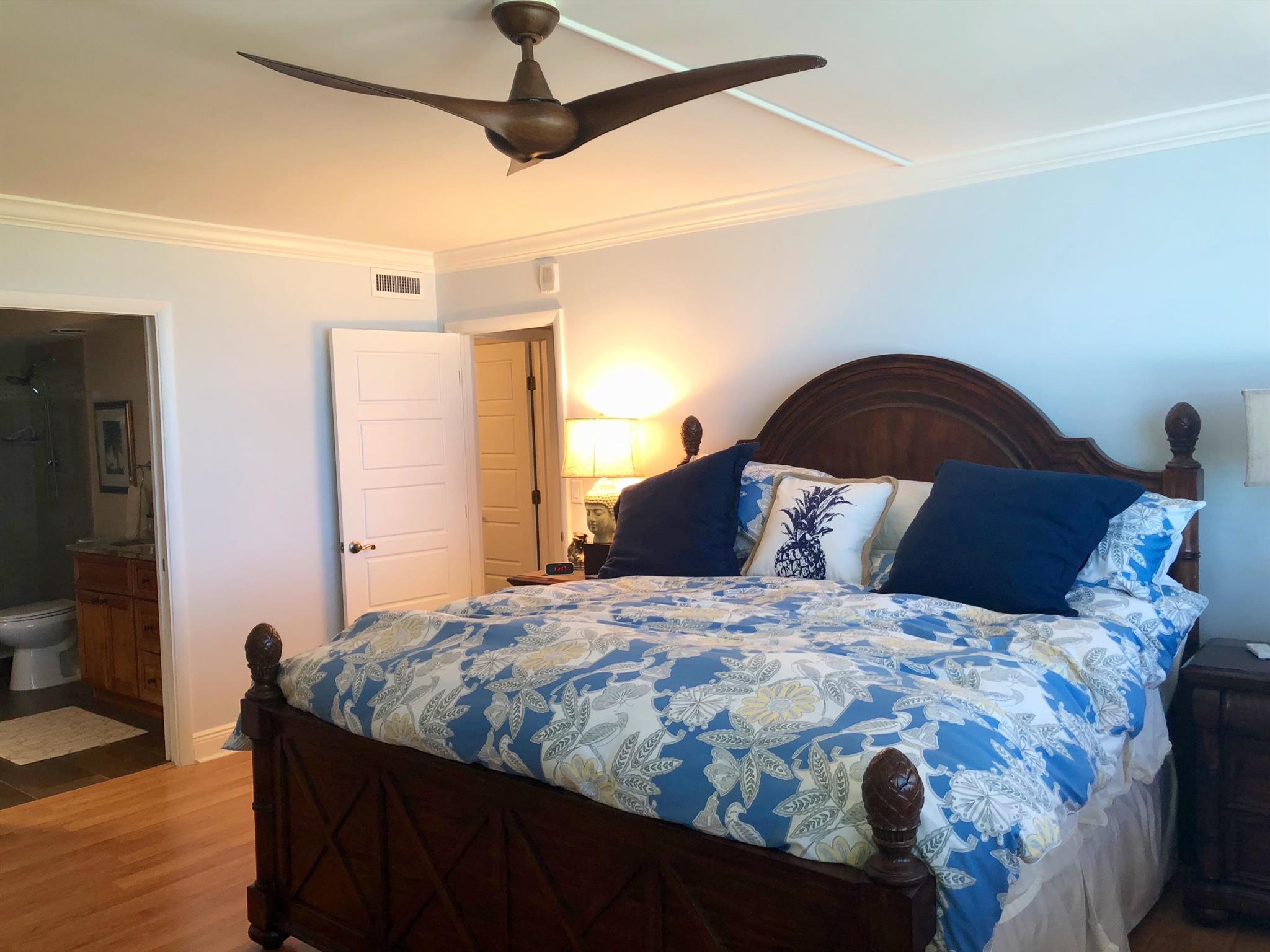 AQUARIUS CONDO - Residential Lease