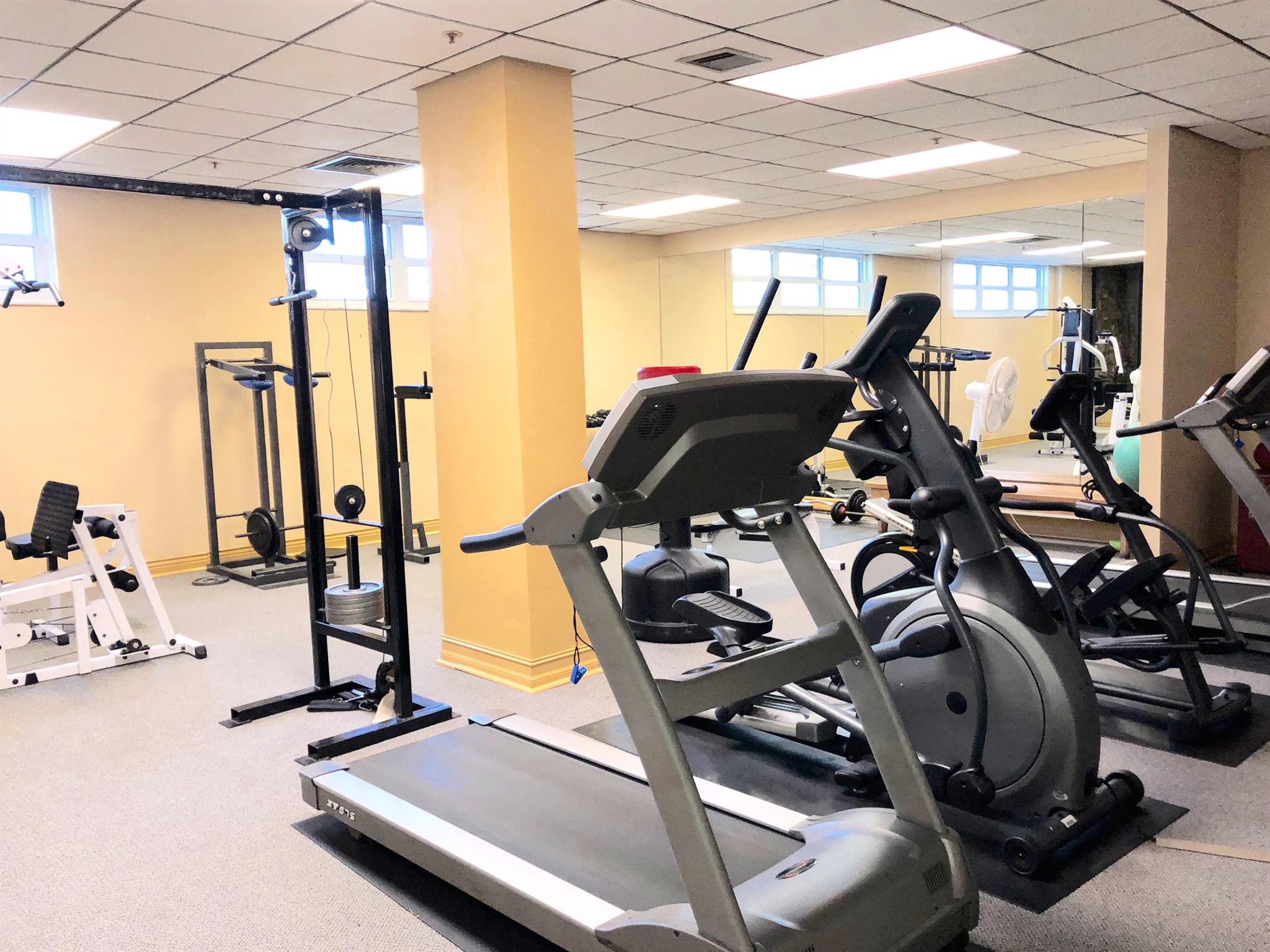 AQUARIUS CONDO - Residential Lease