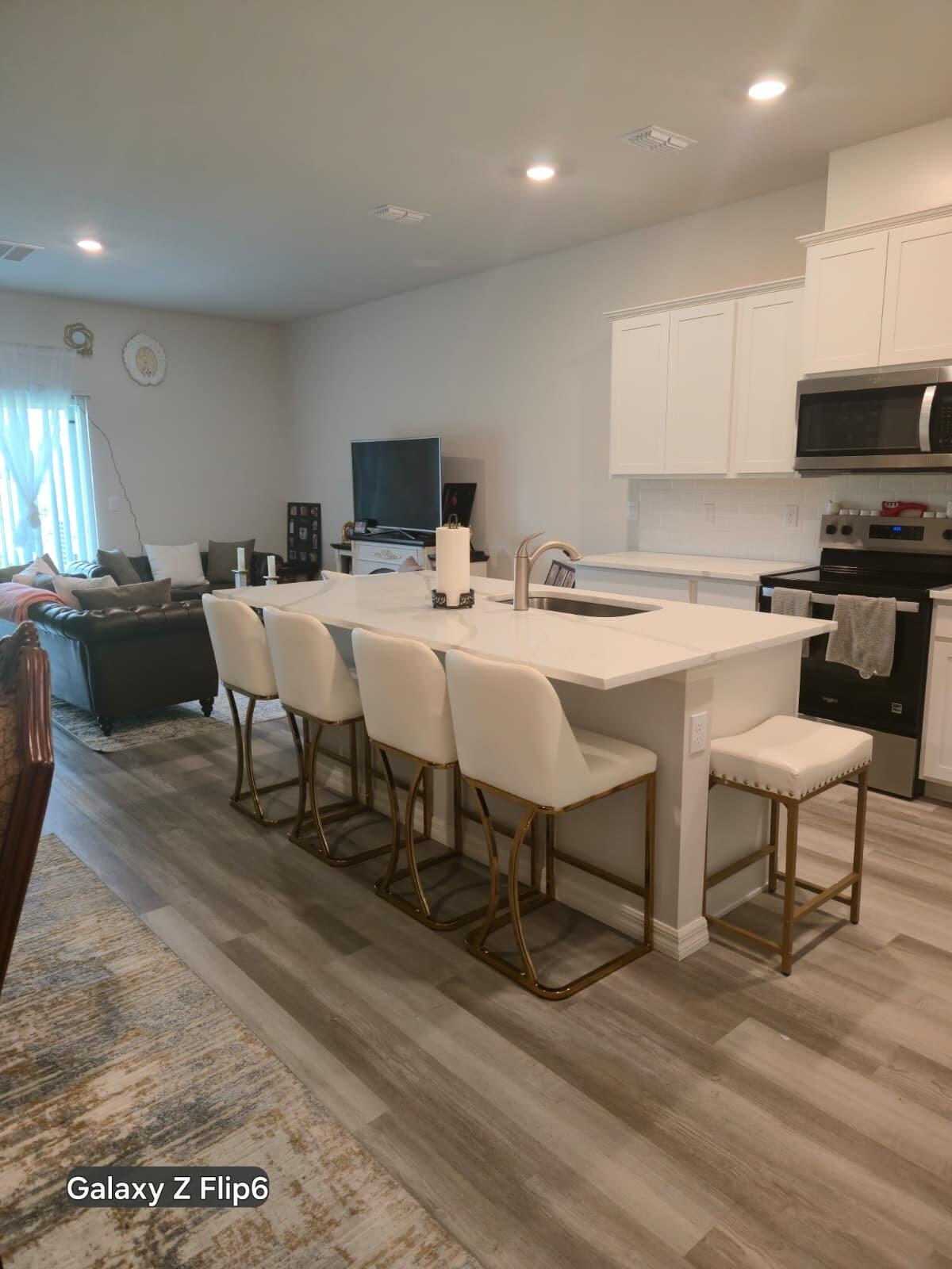 VERANO SOUTH PUD 1 - POD G - PLAT NO. 2 - Residential Lease