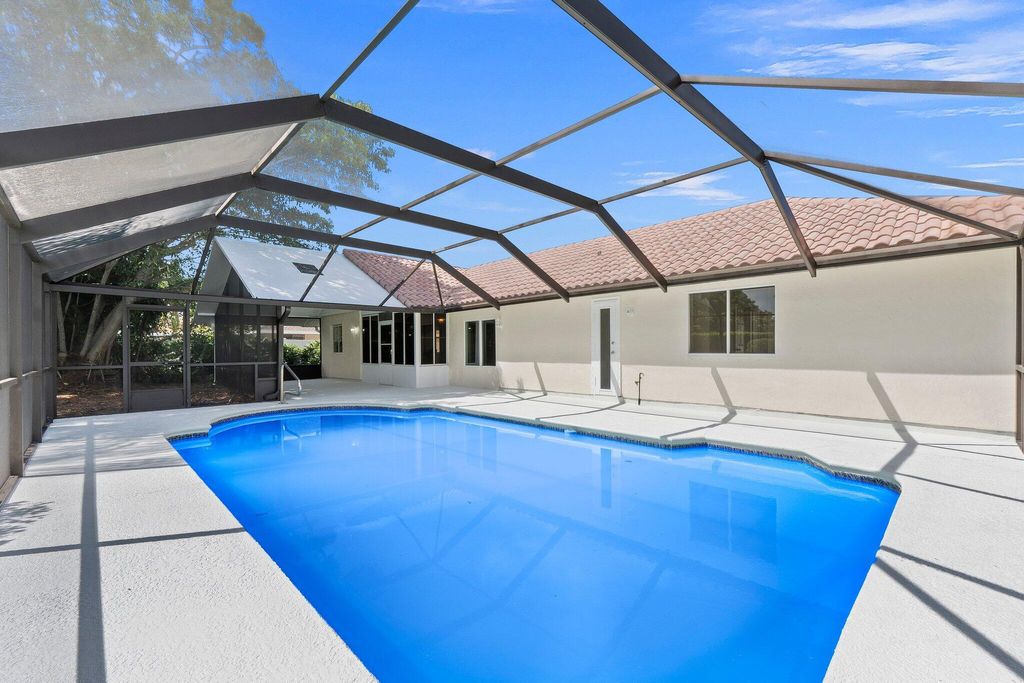 Photo of 2682 SE Gowin Drive, Port Saint Lucie, FL 34952 (MLS # R11002355)