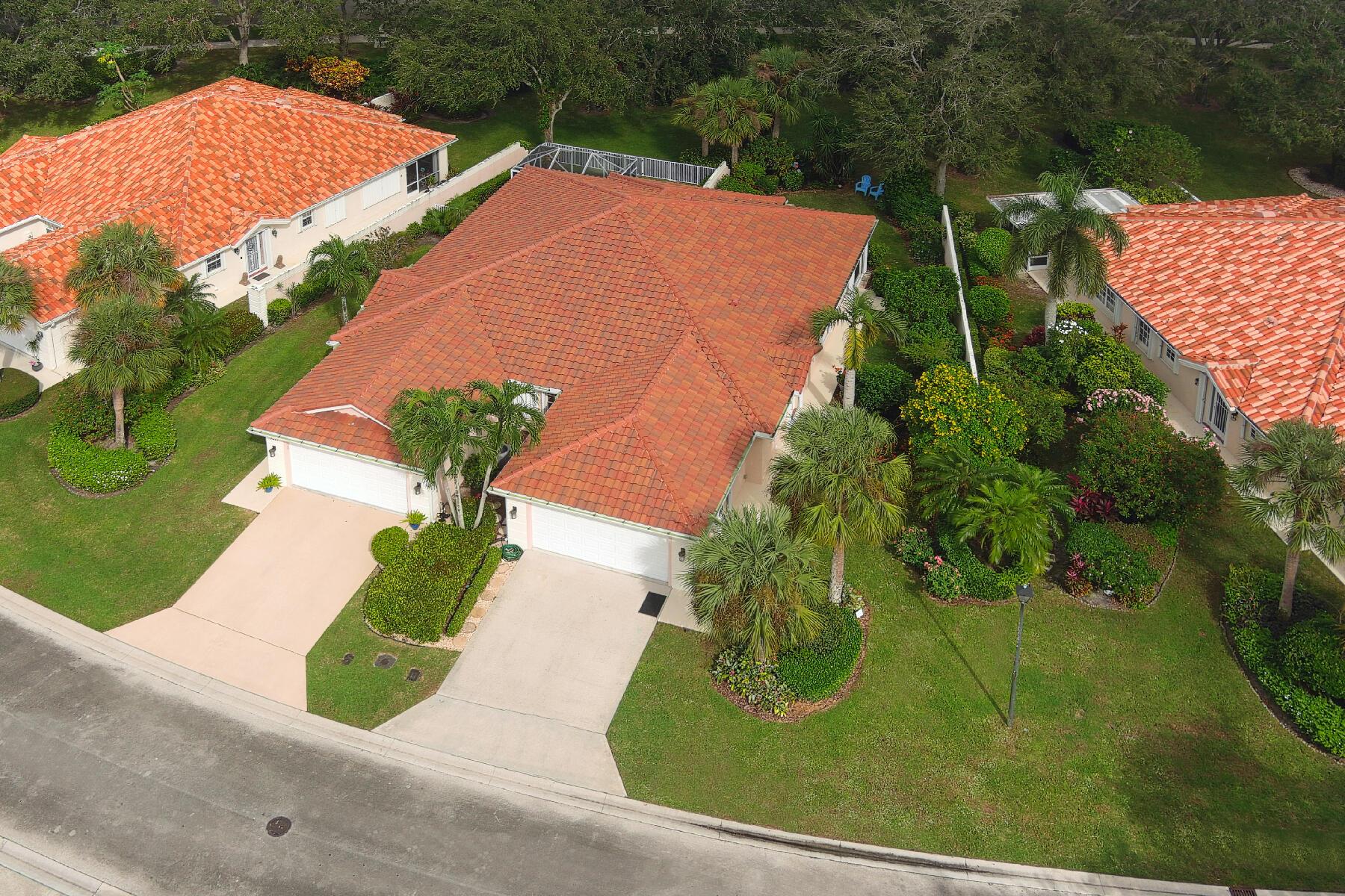 RIVERWALK - Residential