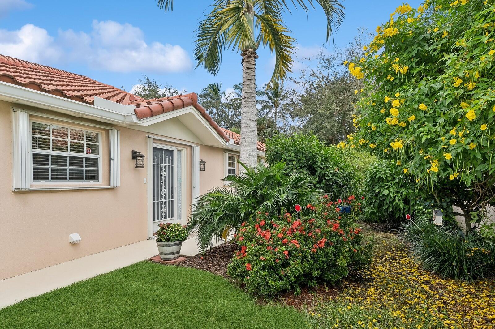 RIVERWALK - Residential