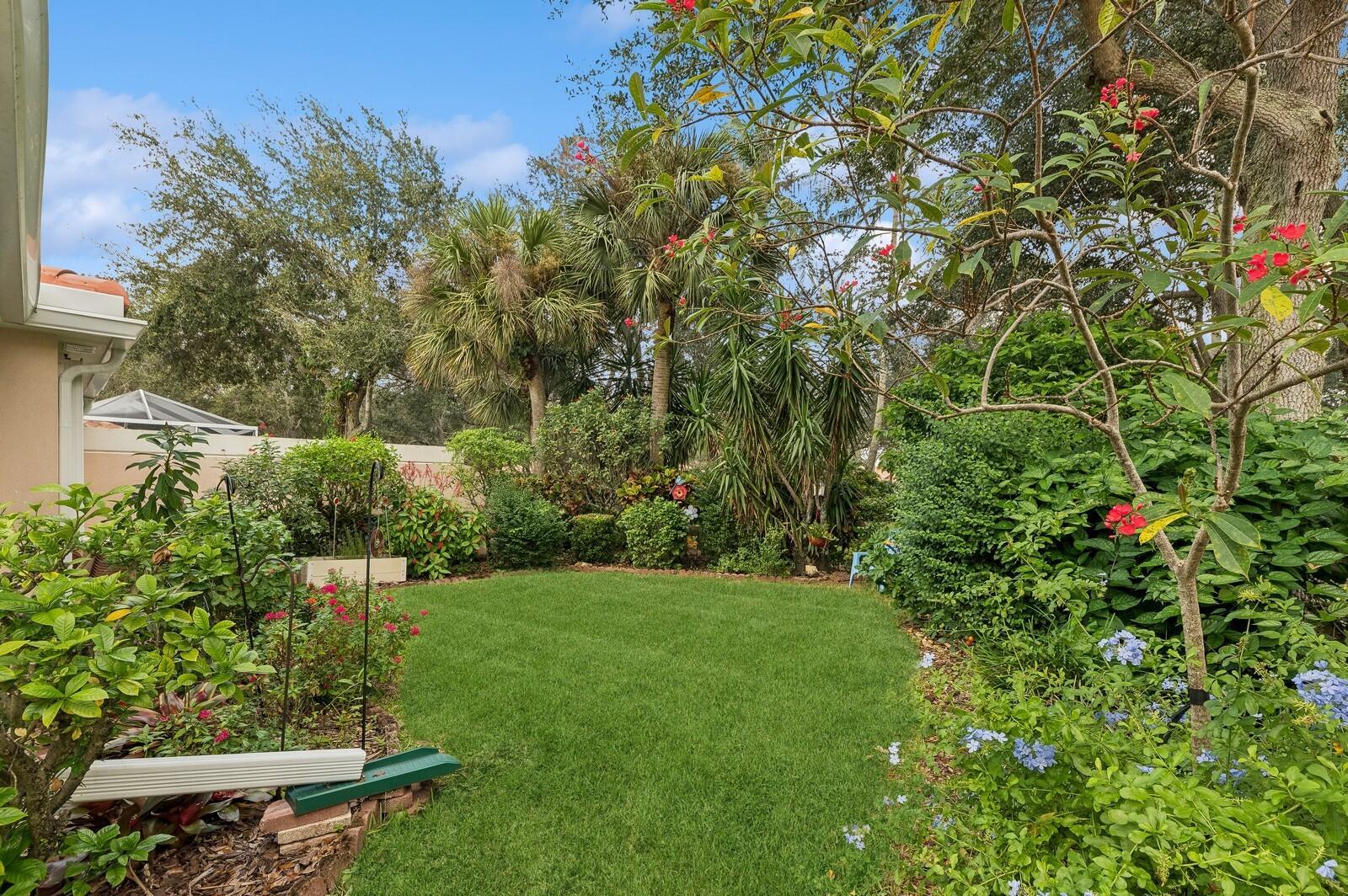 RIVERWALK - Residential