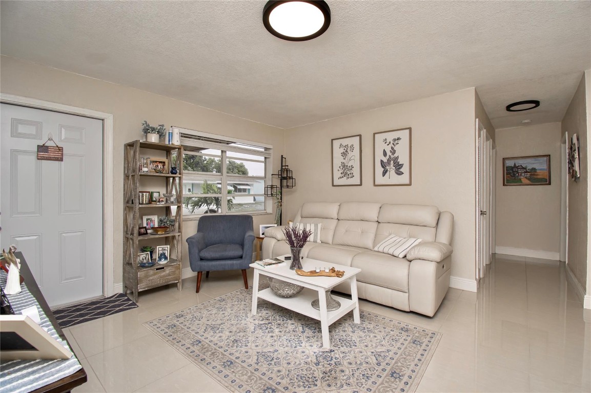 Mainlands Of Tamarac Lake - Residential