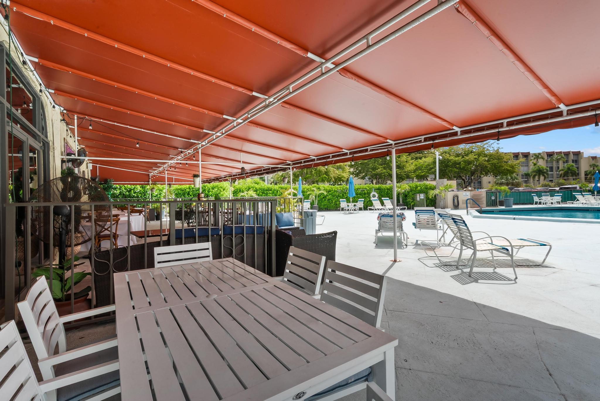 HAMLET AT POINCIANA CONDO - Residential