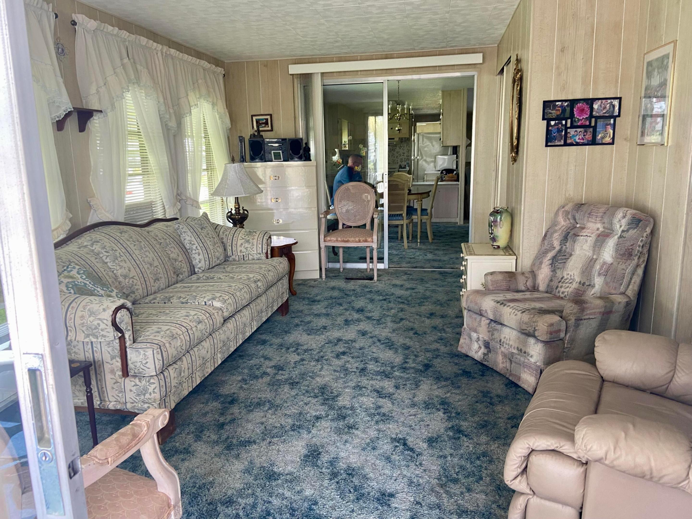 Spanish Lakes Riverfront 55+ community - Residential