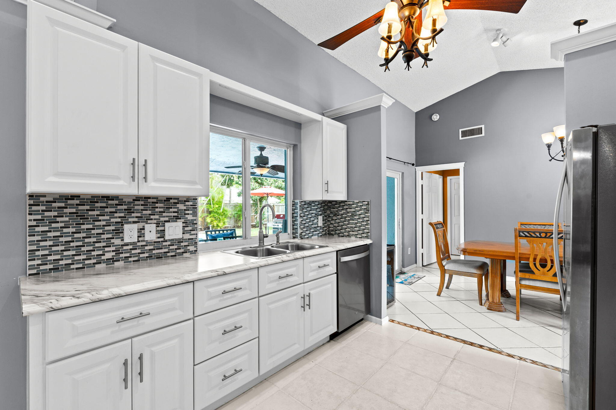 SUGAR POND MANOR OF WELLINGTON - Residential