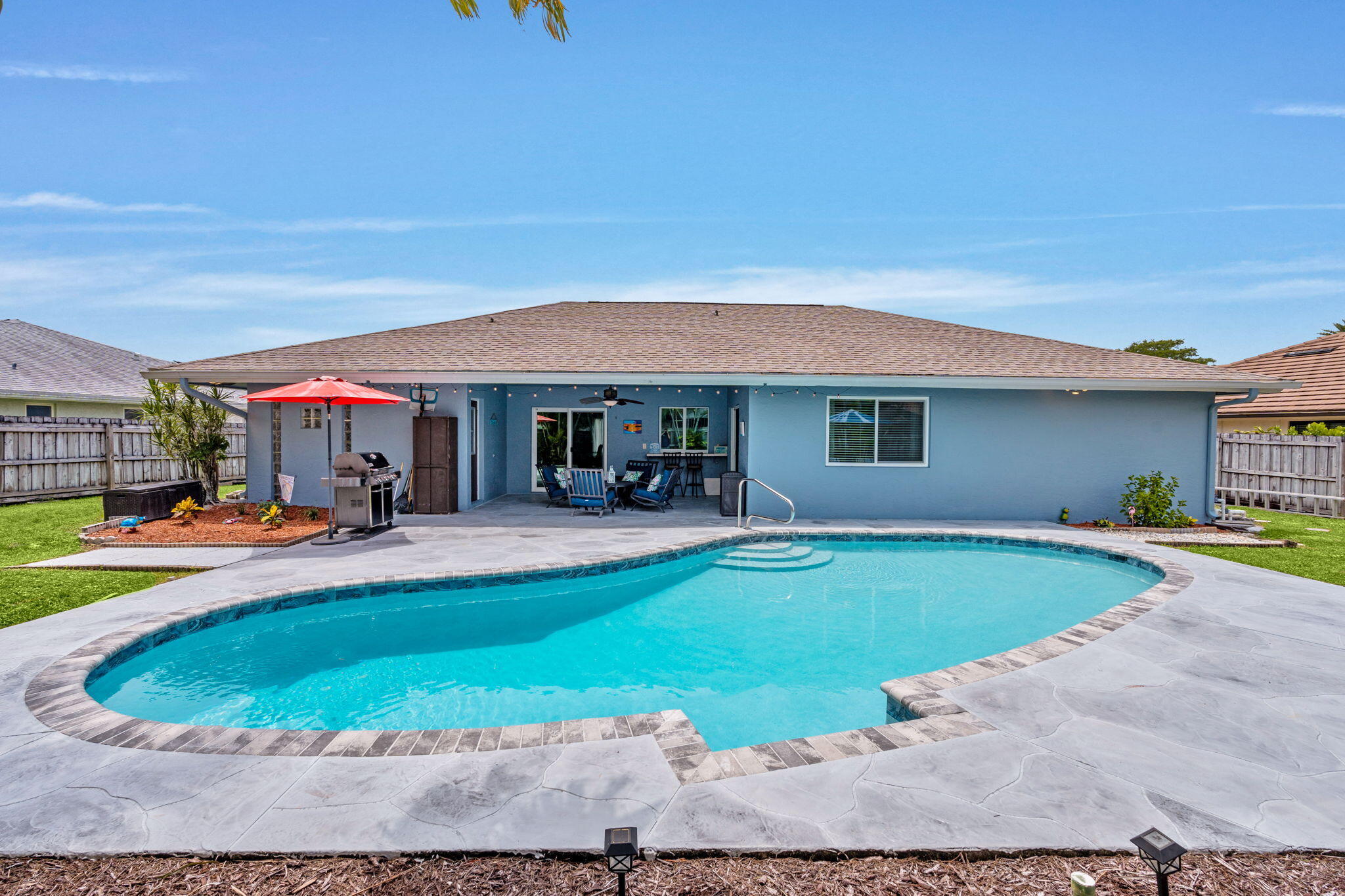 SUGAR POND MANOR OF WELLINGTON - Residential
