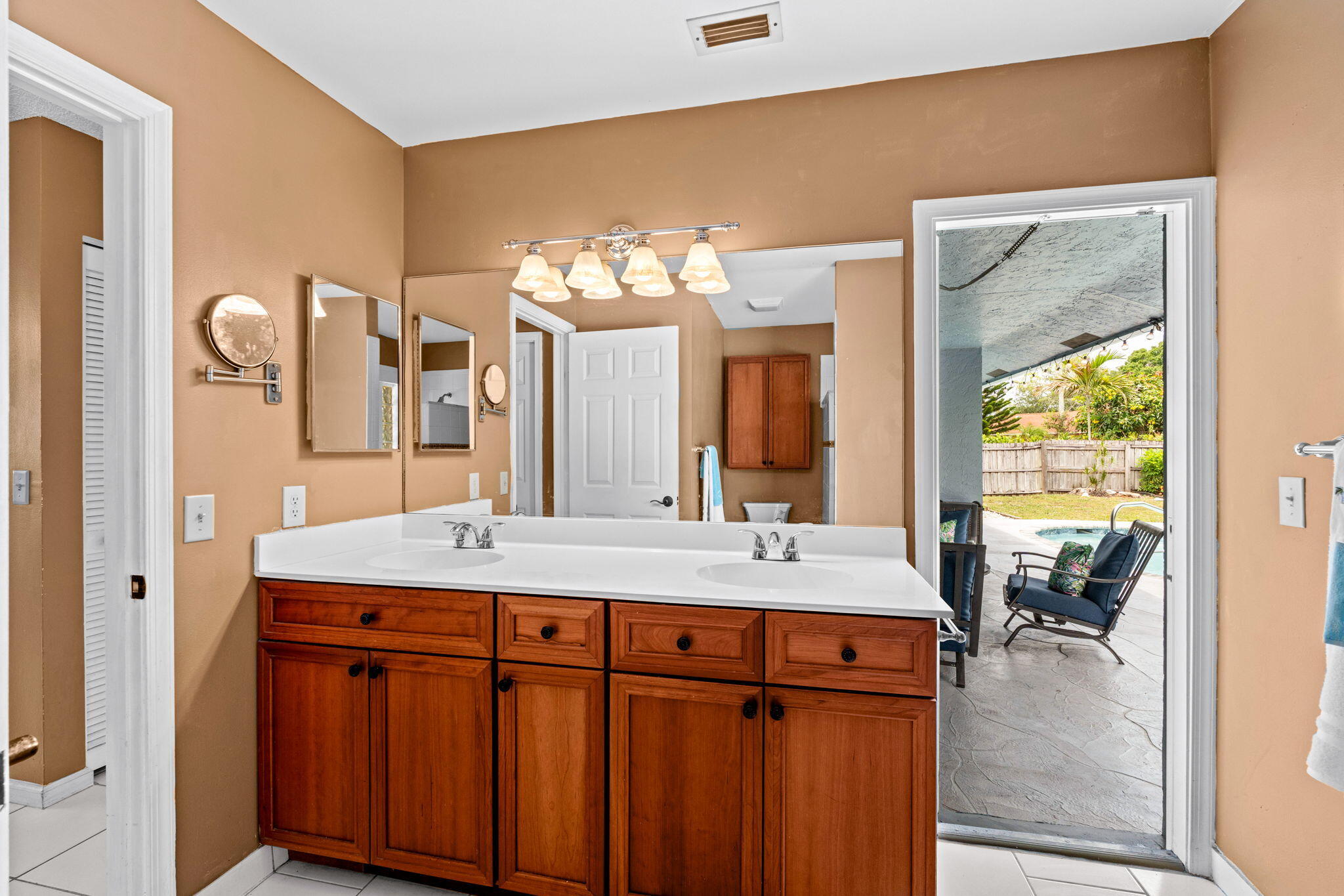 SUGAR POND MANOR OF WELLINGTON - Residential