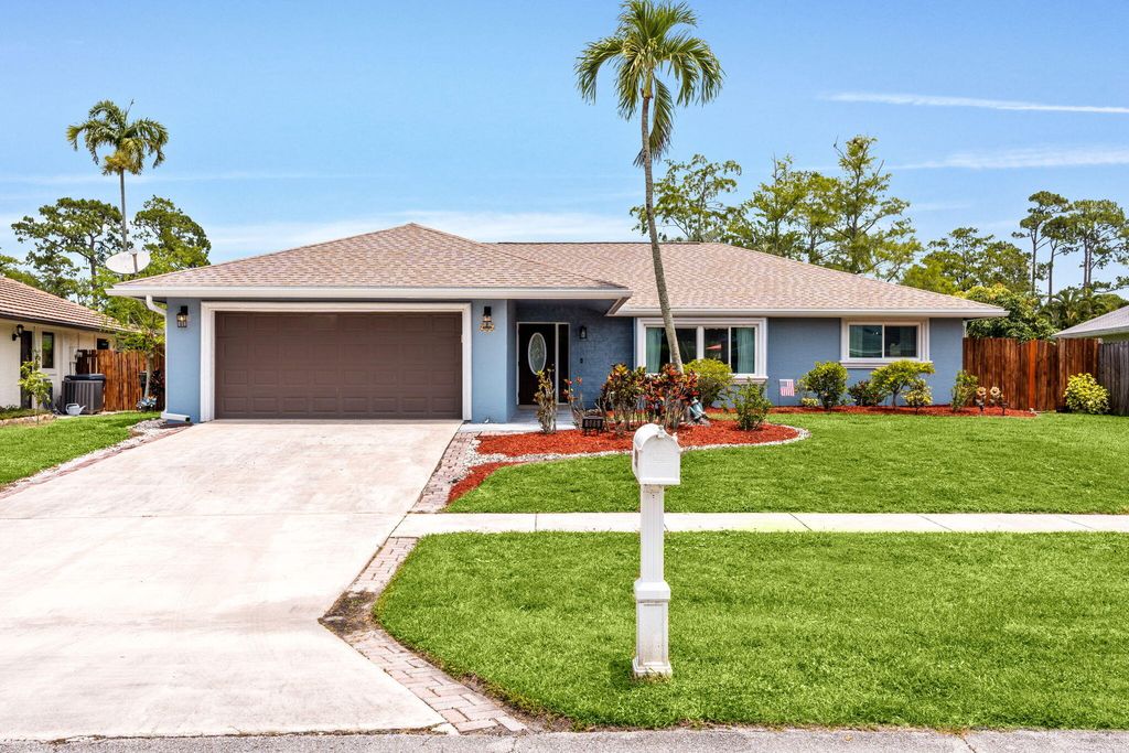 Photo of 986 Cherry Lane, Wellington, FL 33414 (MLS # B26028565)