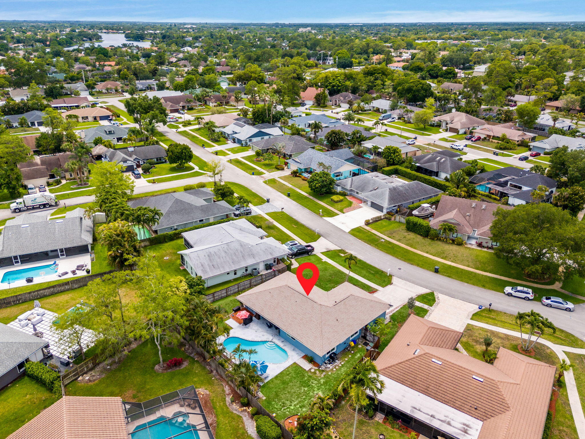 SUGAR POND MANOR OF WELLINGTON - Residential