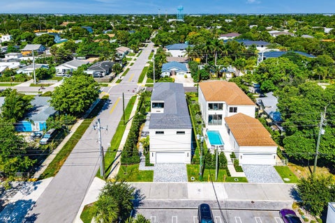 Tiny photo for 521 SE 4TH Avenue, Delray Beach, FL 33483 (MLS # B26071088)