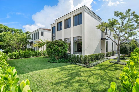 Tiny photo for 521 SE 4TH Avenue, Delray Beach, FL 33483 (MLS # B26071088)