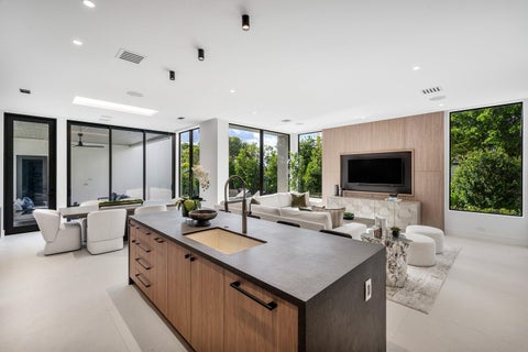Tiny photo for 521 SE 4TH Avenue, Delray Beach, FL 33483 (MLS # B26071088)