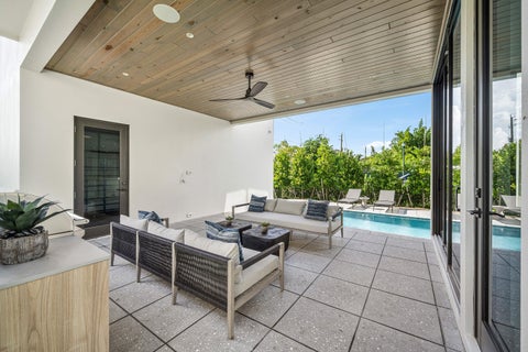 Tiny photo for 521 SE 4TH Avenue, Delray Beach, FL 33483 (MLS # B26071088)