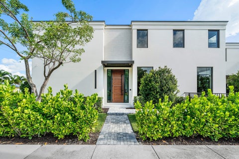 Tiny photo for 521 SE 4TH Avenue, Delray Beach, FL 33483 (MLS # B26071088)