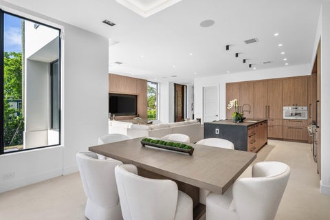 Tiny photo for 521 SE 4TH Avenue, Delray Beach, FL 33483 (MLS # B26071088)