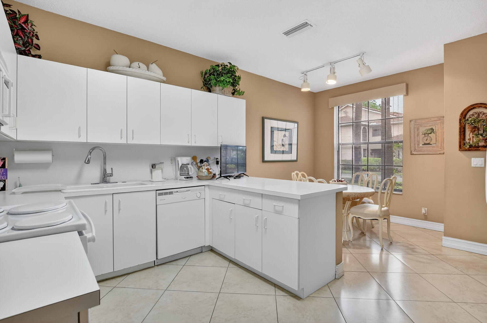 MONTEGO BAY AT BOCA POINTE - Residential