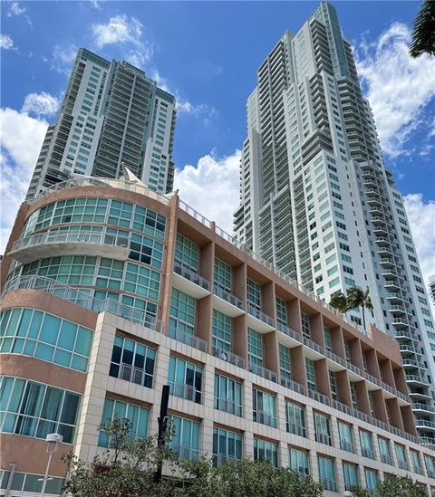 253 NE 2nd Street 2710 Miami FL 33132