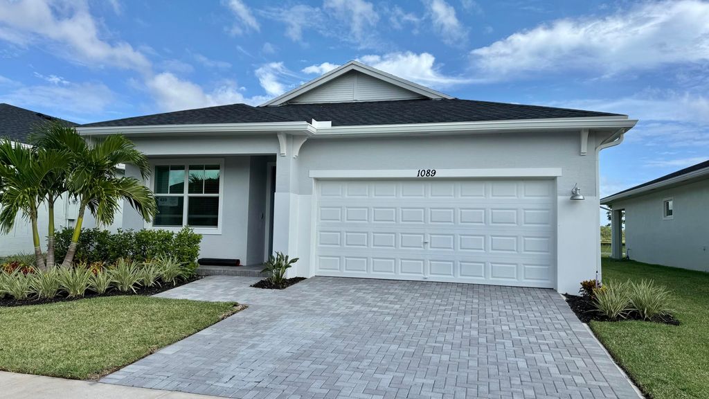 Photo of 1089 SE Crosswood Way, Port Saint Lucie, FL 34984 (MLS # R11161126)