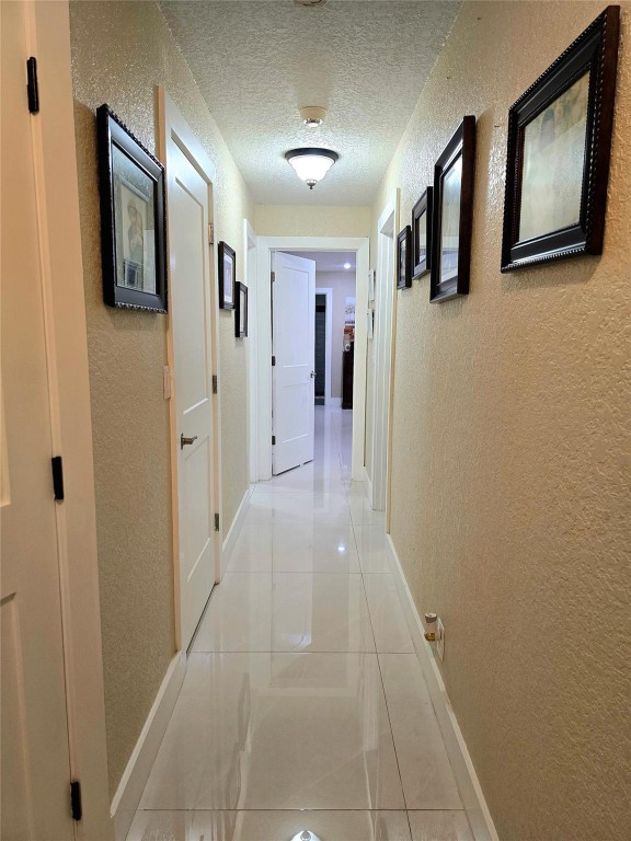 Bonaventure Lakes 87-26 B - Residential