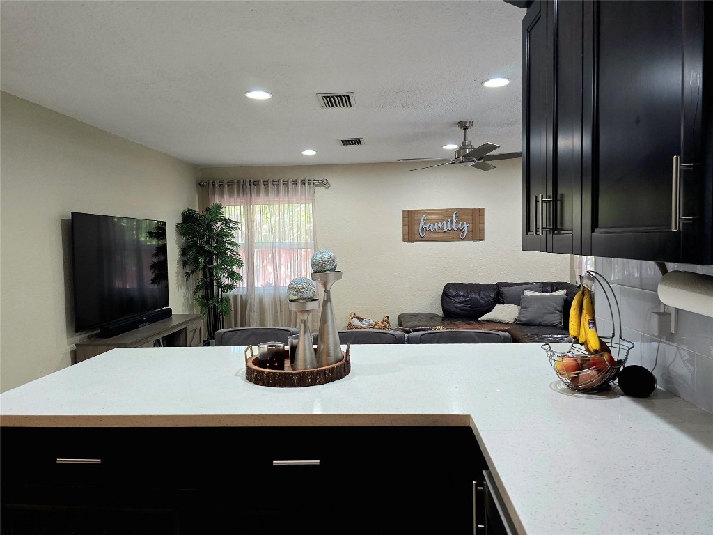 Bonaventure Lakes 87-26 B - Residential