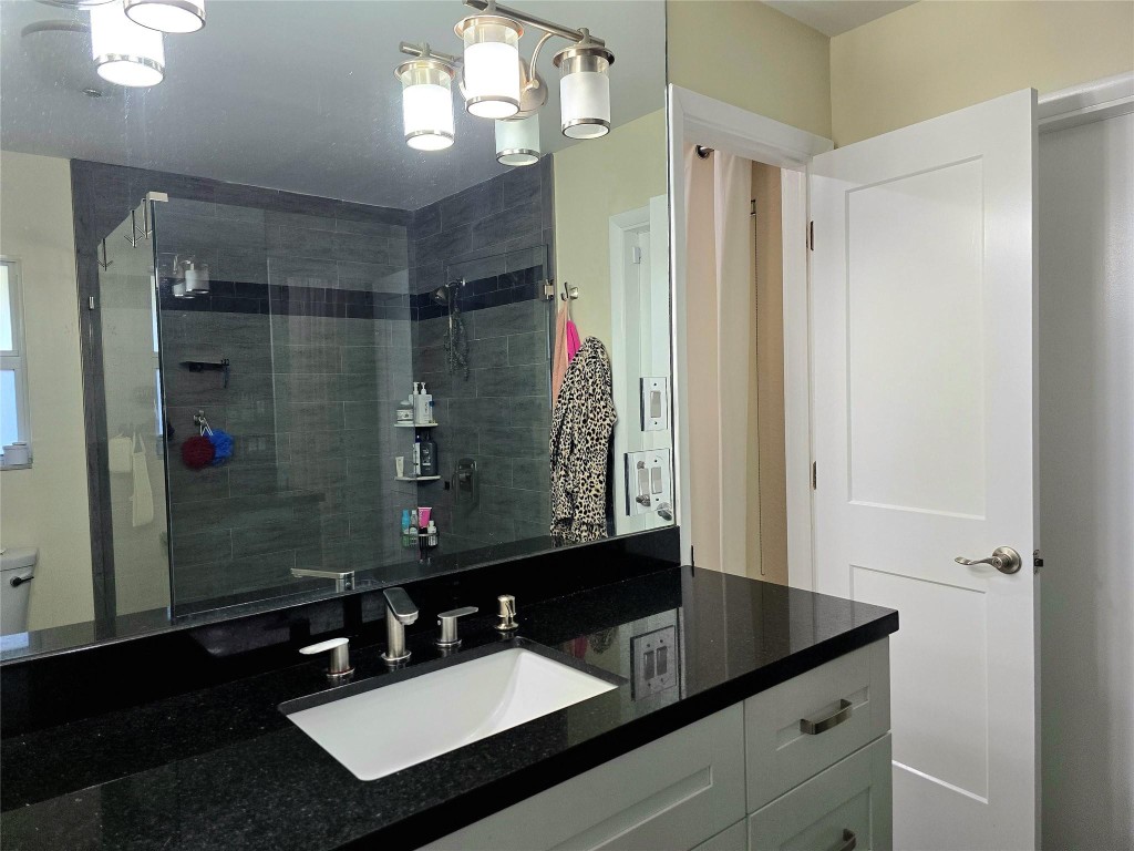 Bonaventure Lakes 87-26 B - Residential