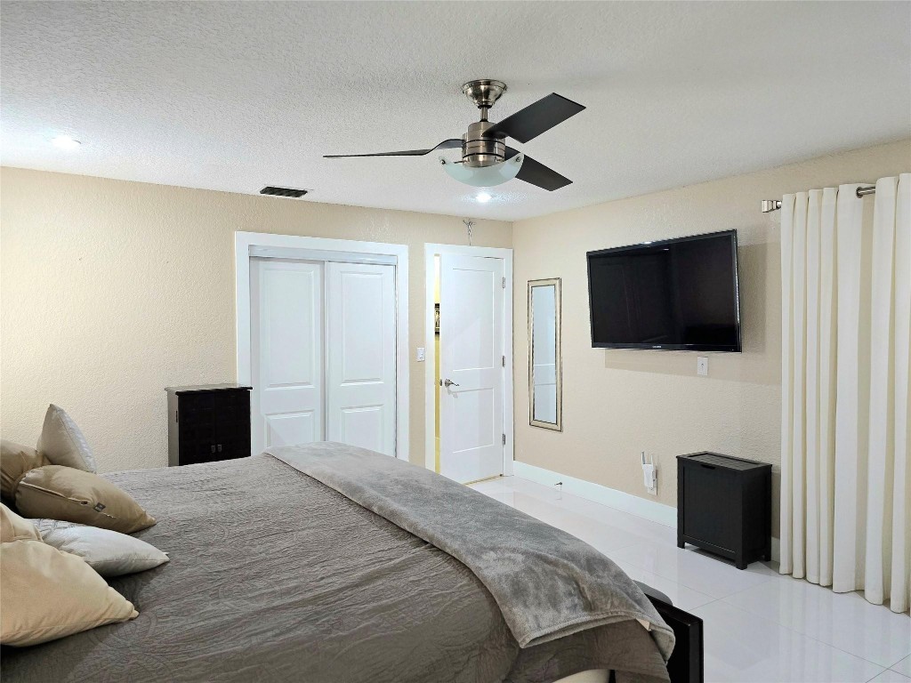 Bonaventure Lakes 87-26 B - Residential