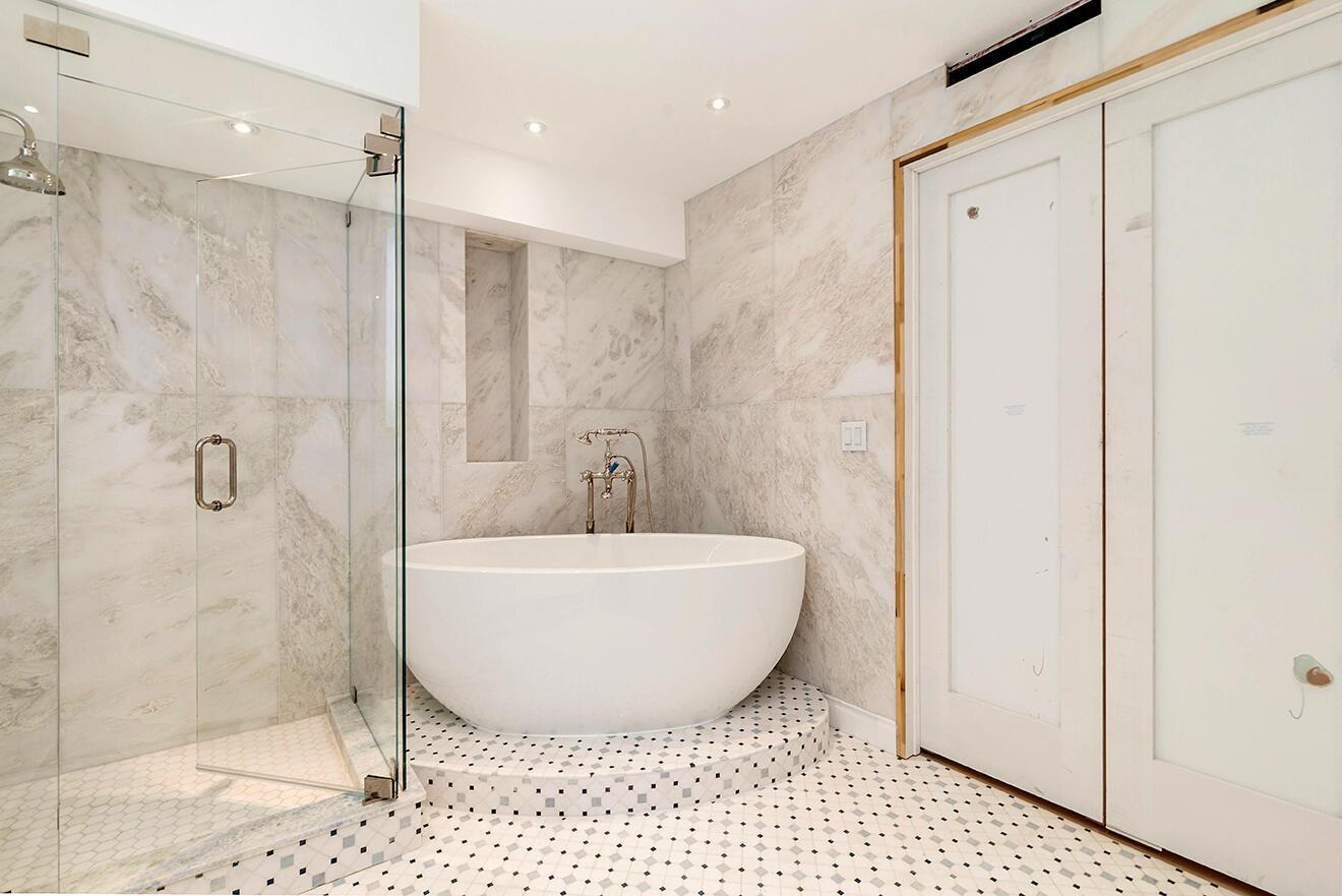 MERIDIAN OF PALM BEACH CO - Residential