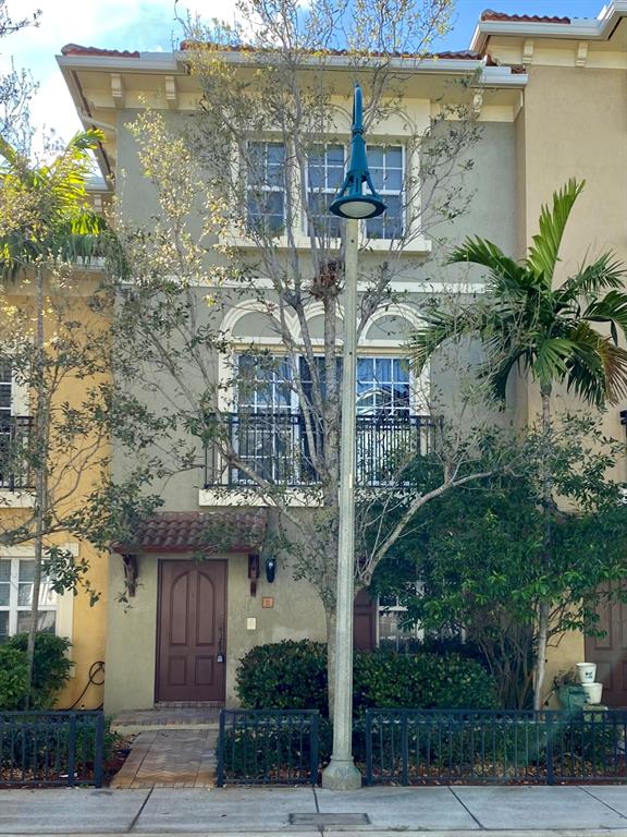 CLOISTERS AT LAKE WORTH - Residential Lease